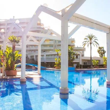 Benal Apto Con Vistas Al Mar Y Piscinas. * Benalmádena