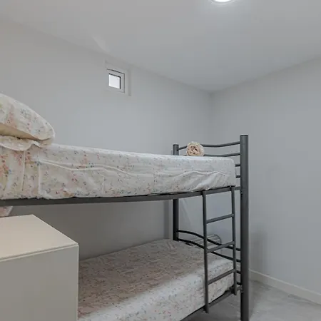 Benal 2bdr Beachfront With Water Park Apartment *
